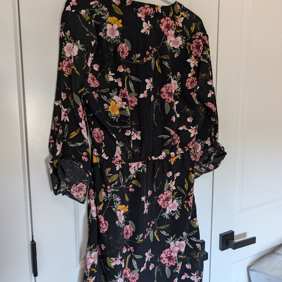Floral Dress - Large - Like New - Picture 3 of 4